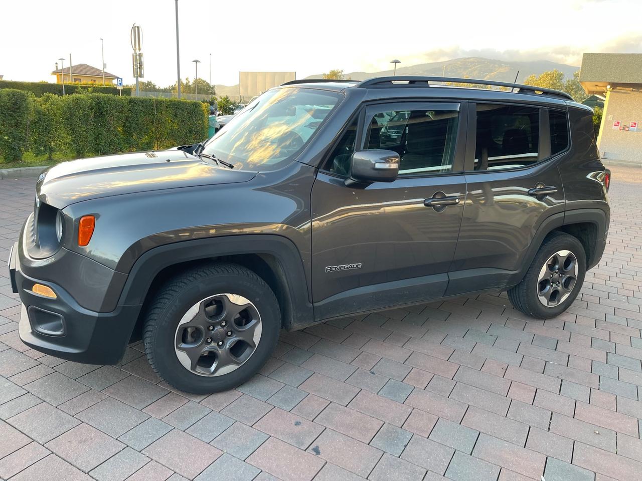 Jeep Renegade 1.6 Mjt 120 CV Longitude