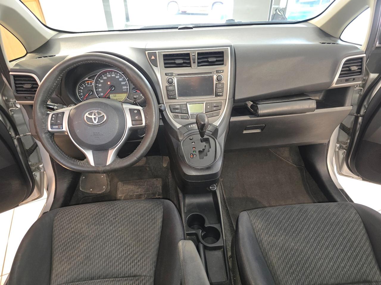 Toyota Verso-S