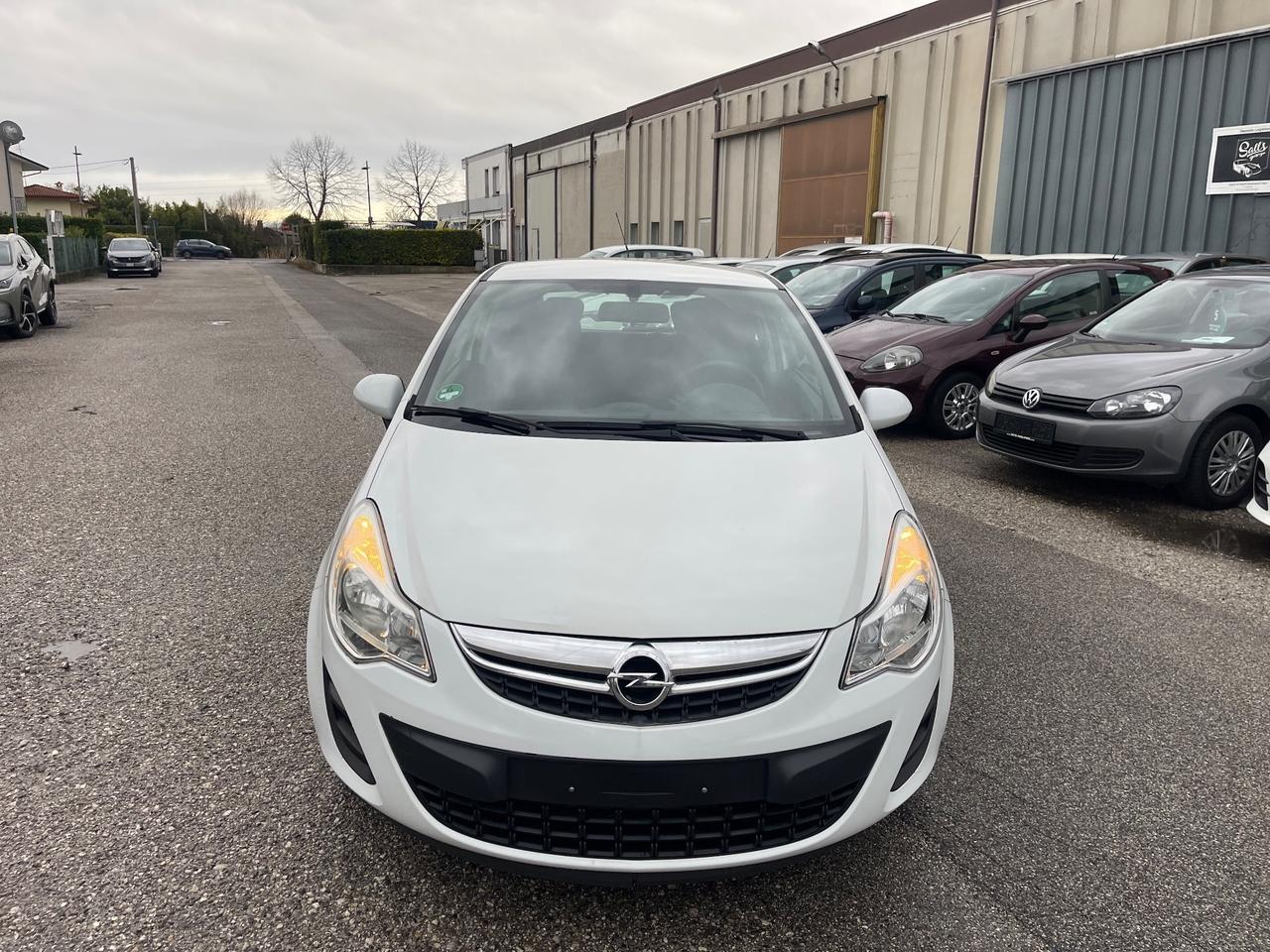 Opel Corsa 1.2 3 porte Elective