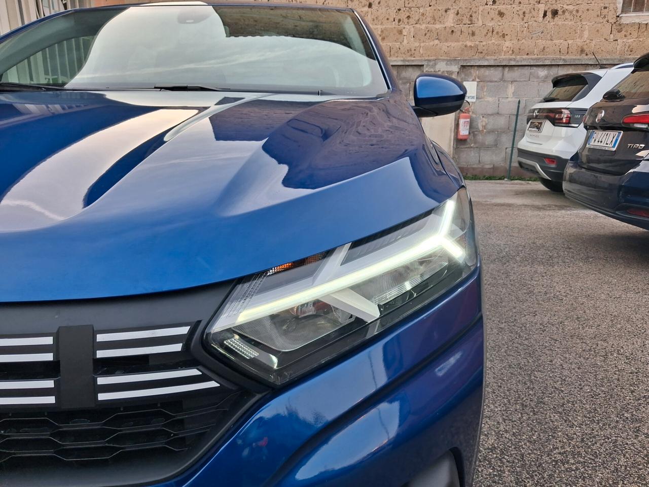 DACIA SANDERO 0.9 101 C.V. GPL CASA MADRE NAVIGATORE ANDROID CAR PALY FARI FULL LED