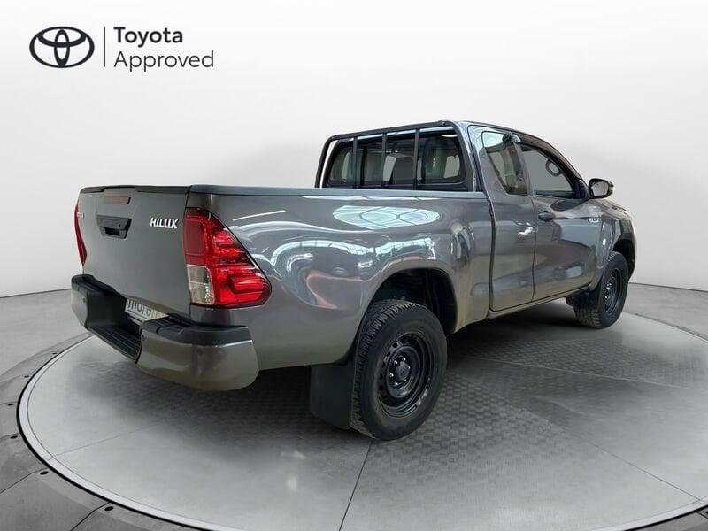 Toyota Hilux 2.4 d-4d 4x4 Comfort
