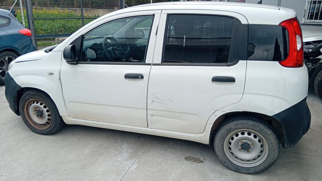 Fiat Panda 1.3 MJT S&S Pop Van 2 posti SINISTRATA