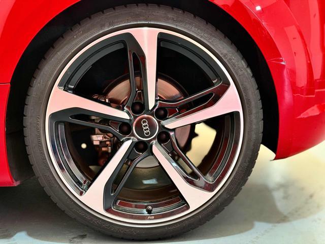AUDI TT Coupé 1.8 TFSI S tronic S-LINE