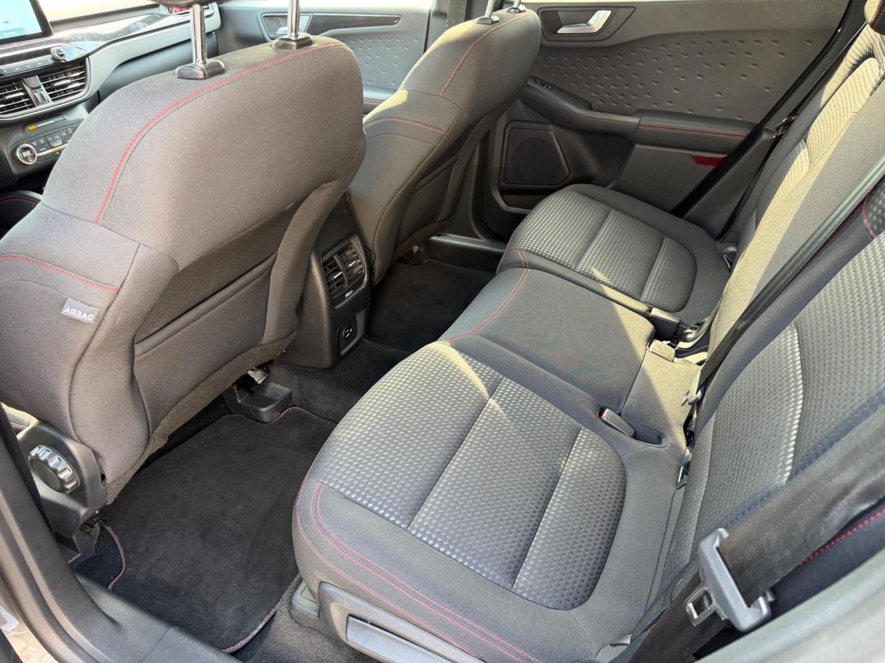 Ford Kuga 2.5 Full Hybrid 190 CV CVT AWD Titanium Business