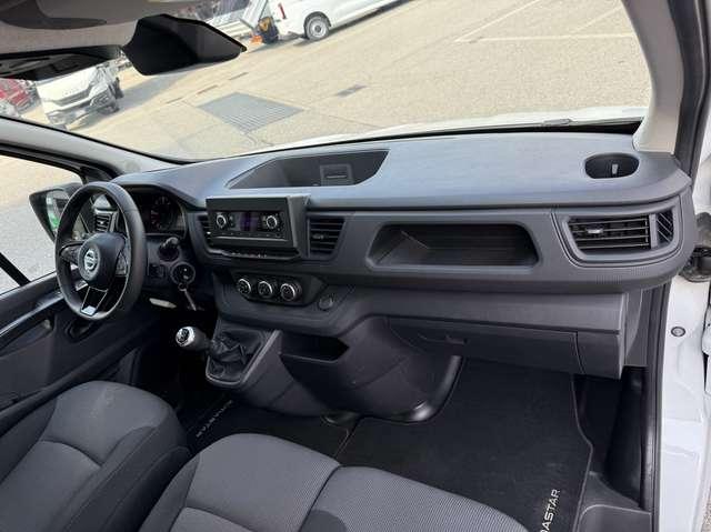 Nissan NV300 2.0cdti FurgonL2H1 27qli 120cv2800x1620x1400kg1029
