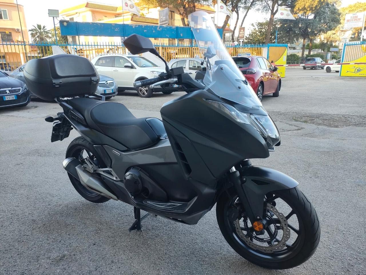 Honda Integra 750 S