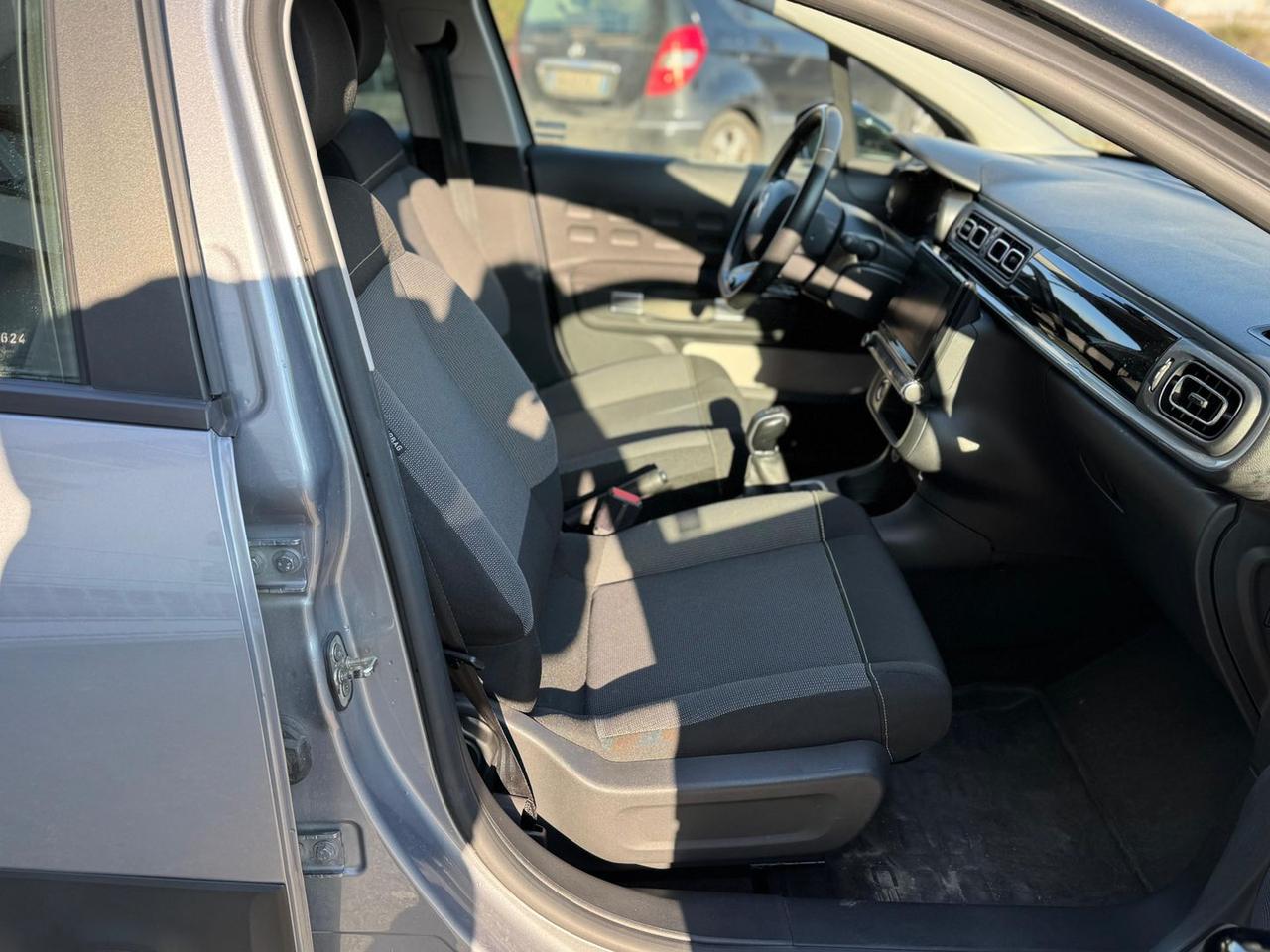 Citroen C3 Shine 1.2 PureTech 83 #8589