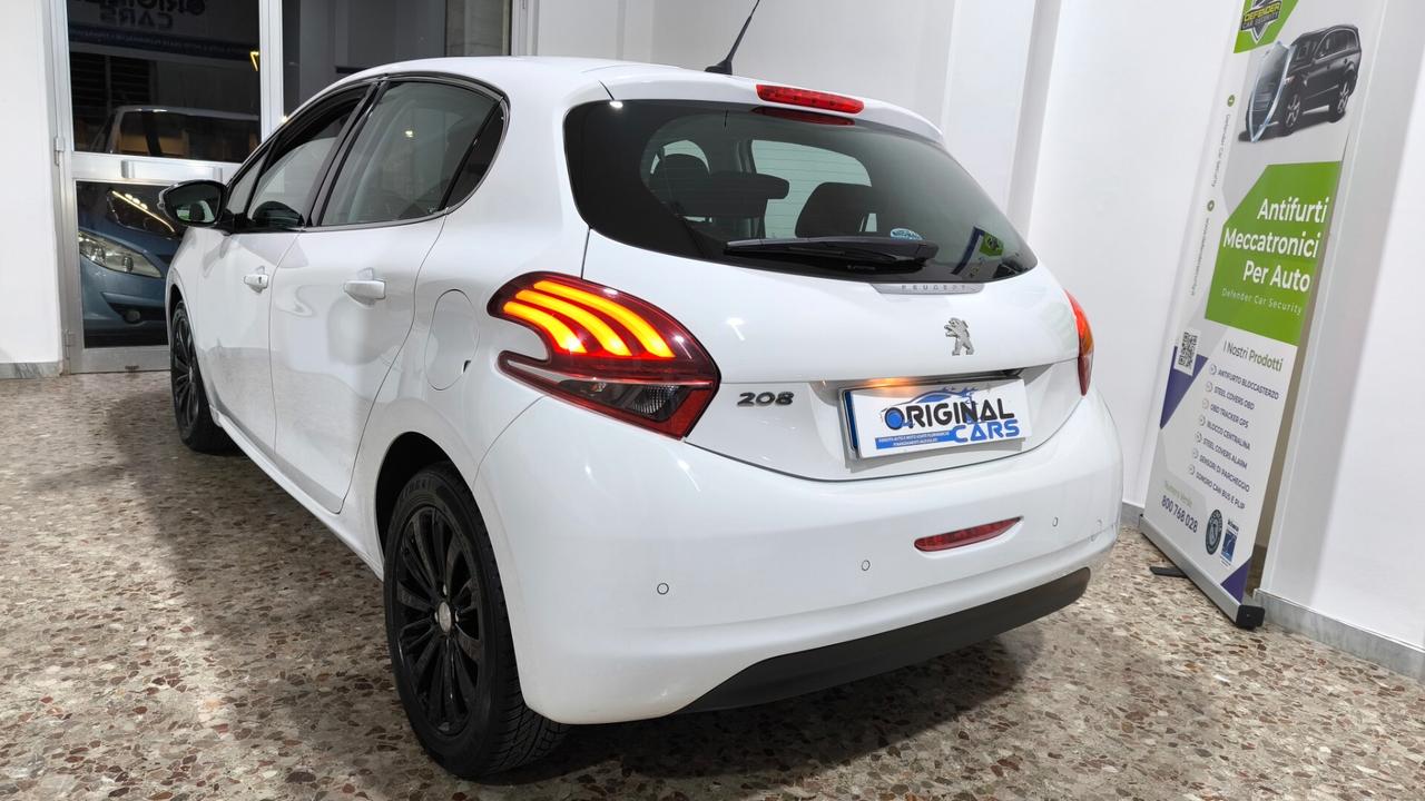 Peugeot 208 BlueHDi 75 5 porte Allure