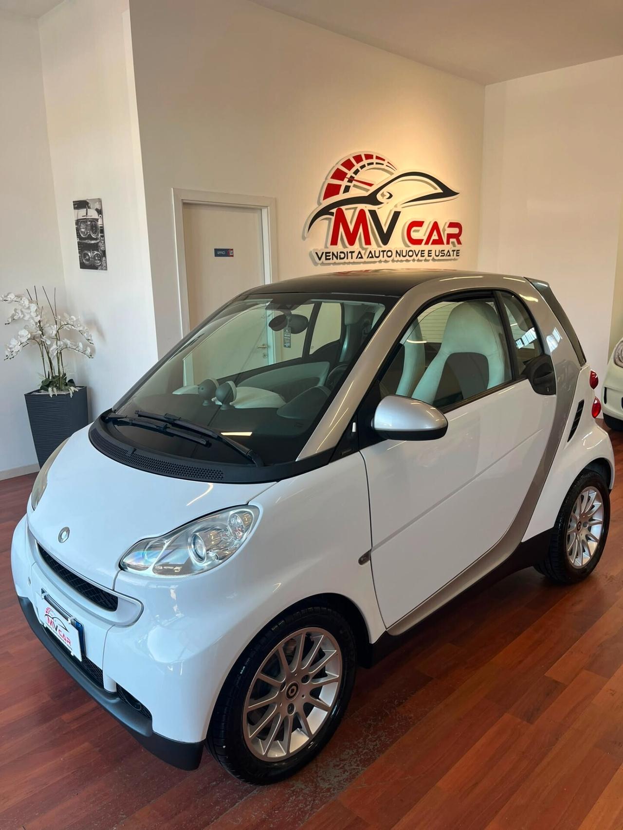 Smart ForTwo 1000 52 kW MHD coupé passion