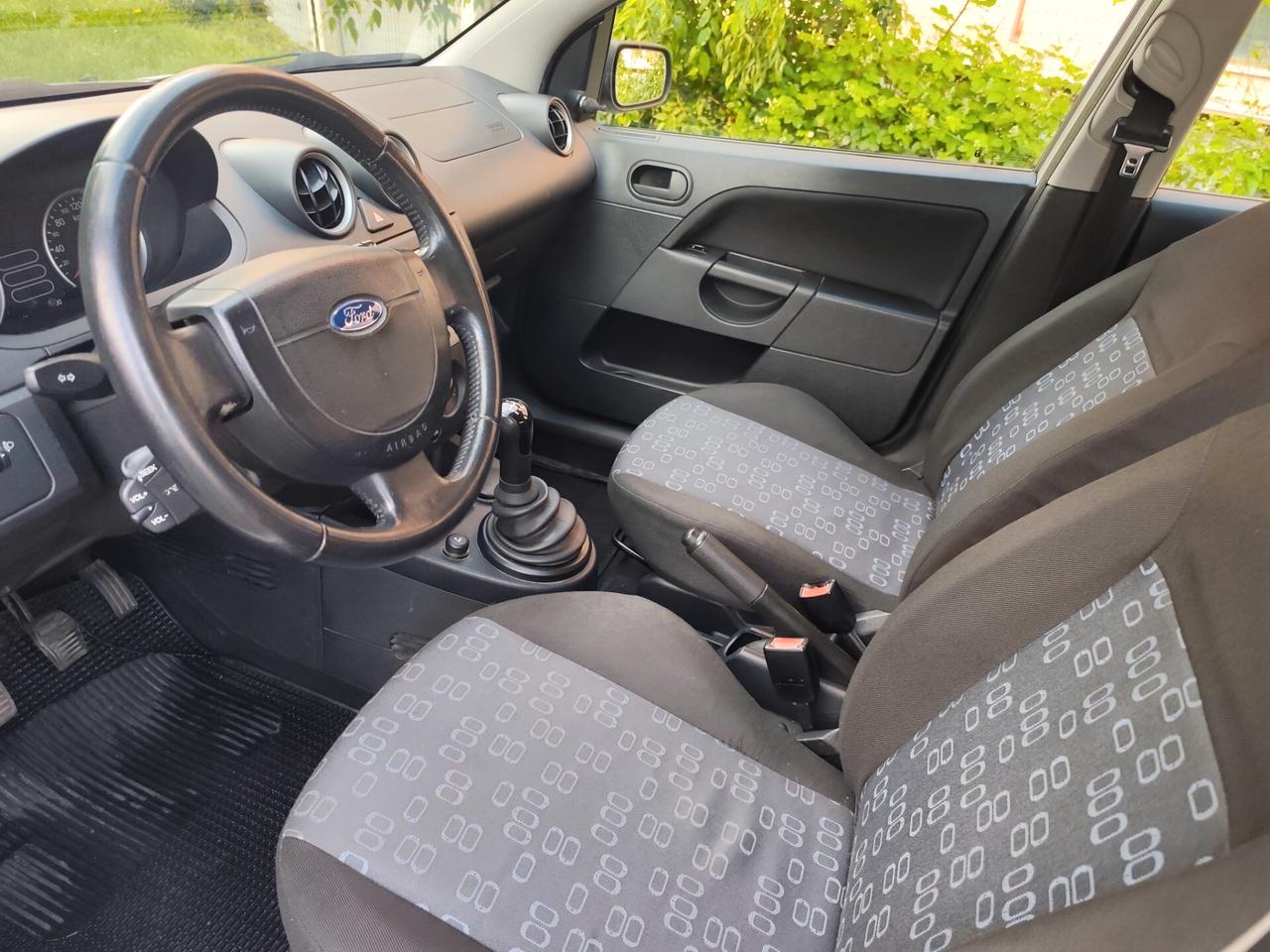Ford Fiesta 1.2 Benz 5p 1° proprietario