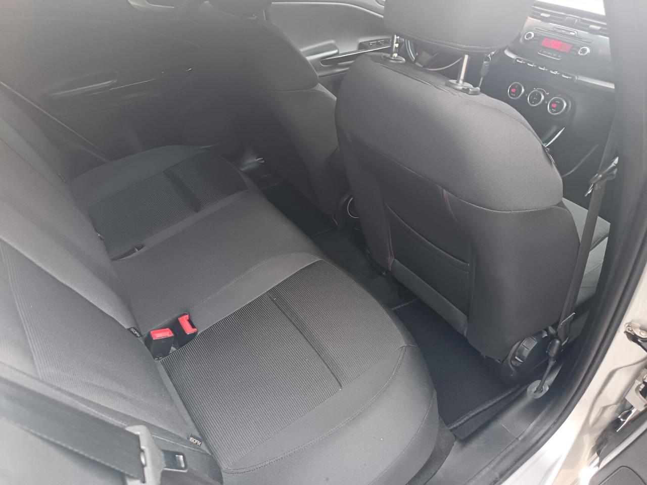 Alfa Romeo Giulietta 2.0 JTDm-2 140 CV Distinctive ok neo patente