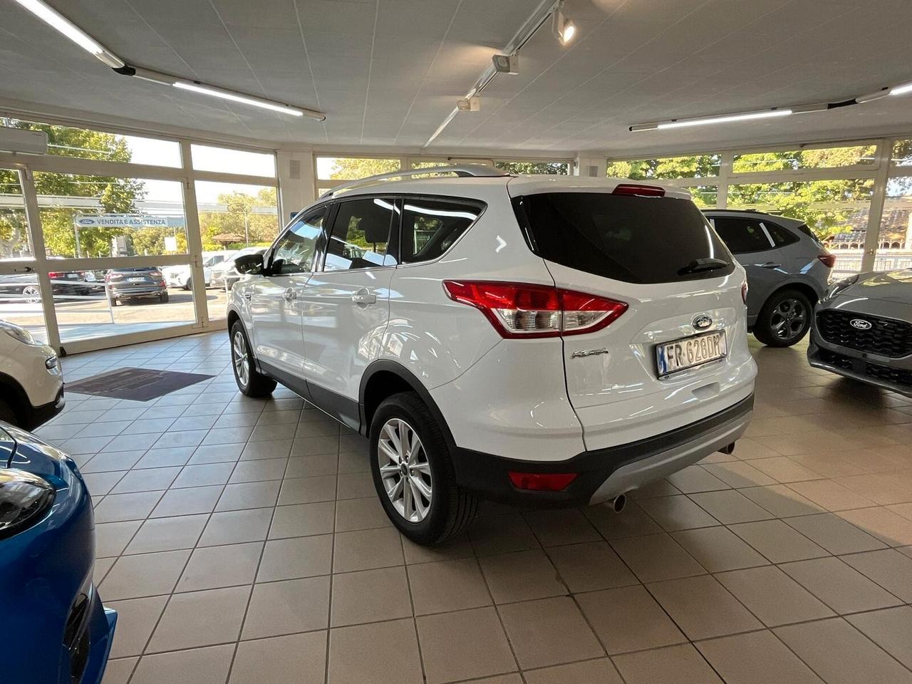 Ford Kuga 2.0 TDCI 150 CV S&S 4WD Powershift Titanium