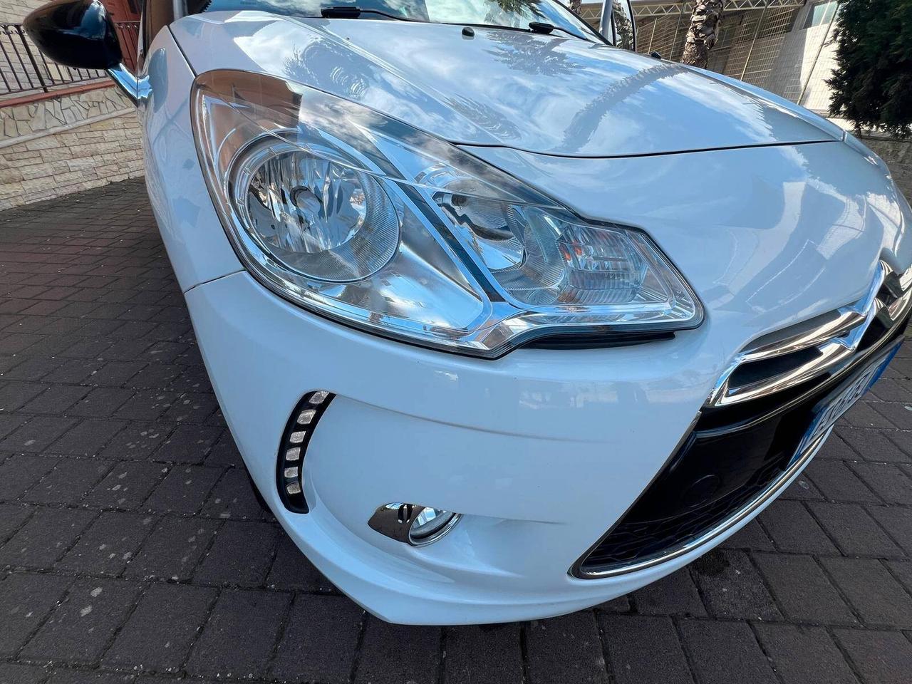Ds DS3 3 1.2 VTi 82 Just Black