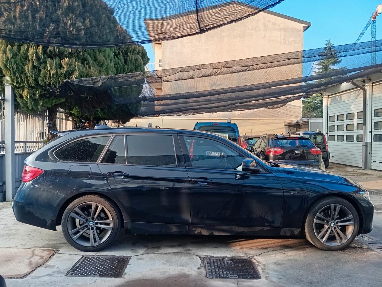 Bmw serie 3 316 316d allestimento M valuto permute