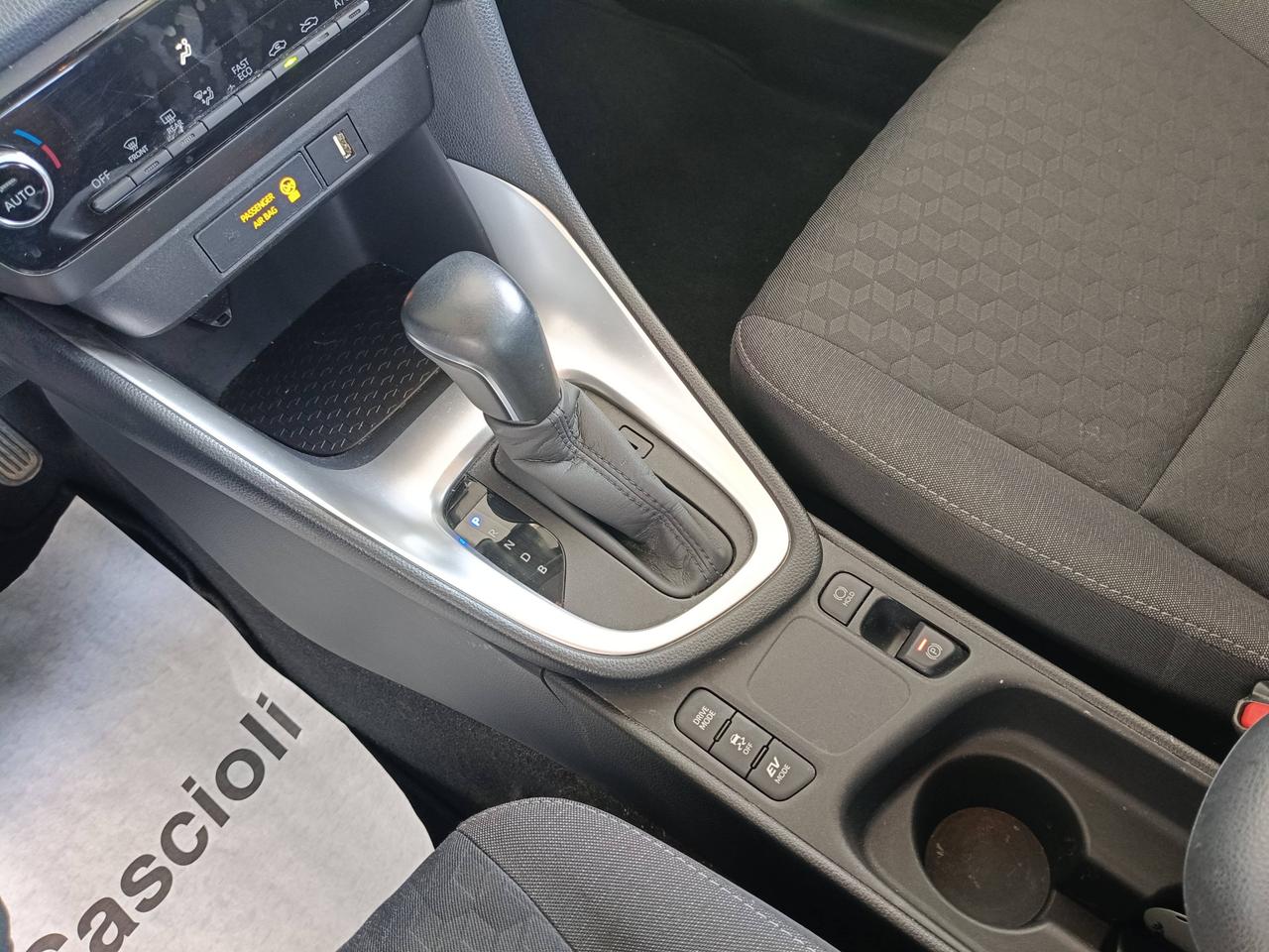 TOYOTA Yaris - NG '20