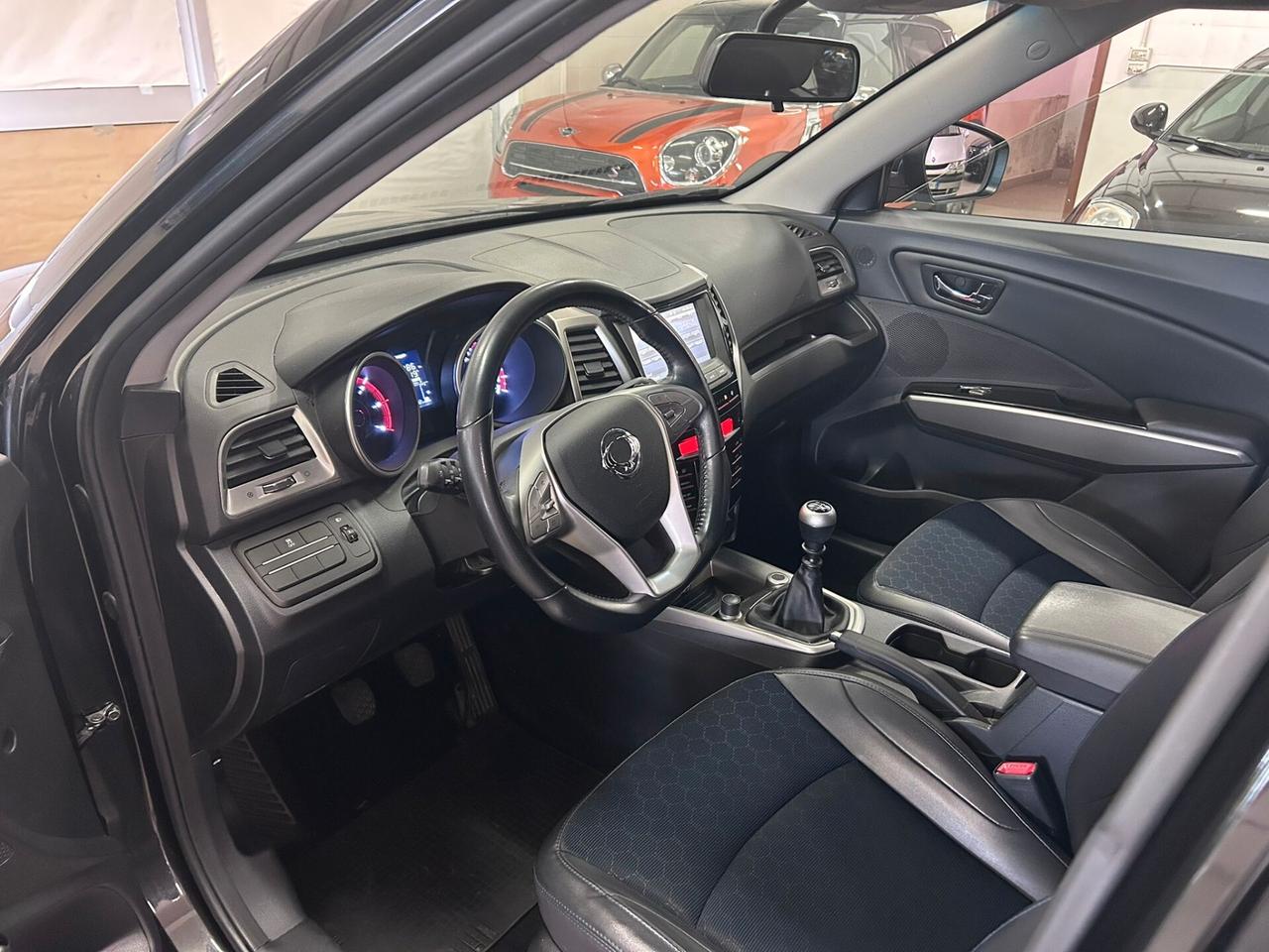 Ssangyong Tivoli 1.6d 2WD GO Be Hot Aebs