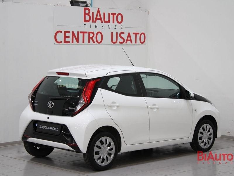Toyota Aygo Aygo 5p 1.0 x-play 72cv