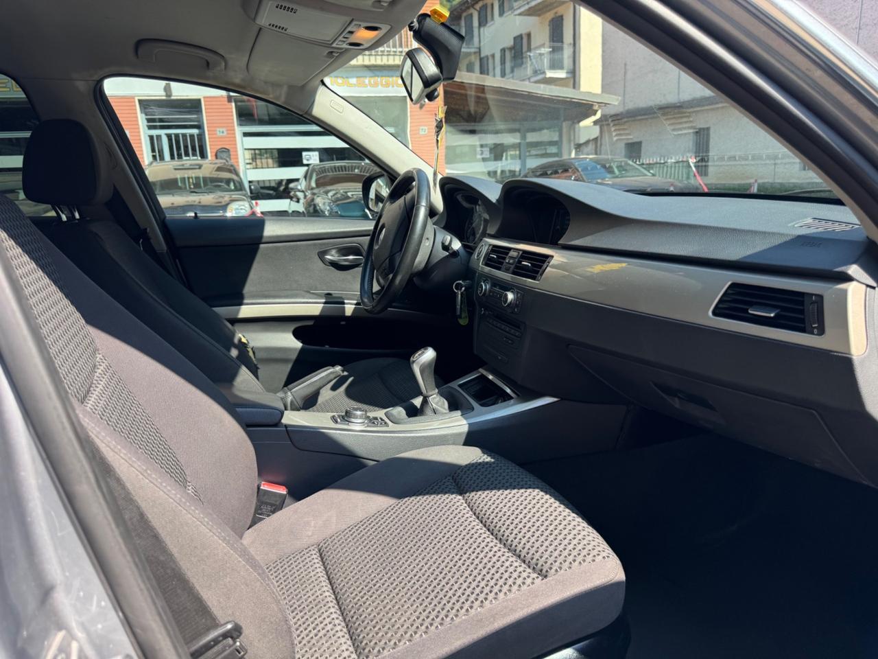 Bmw 318 318d 2.0 143CV cat Touring MSport - TAGLIANDATA - VETRI OSCURATI