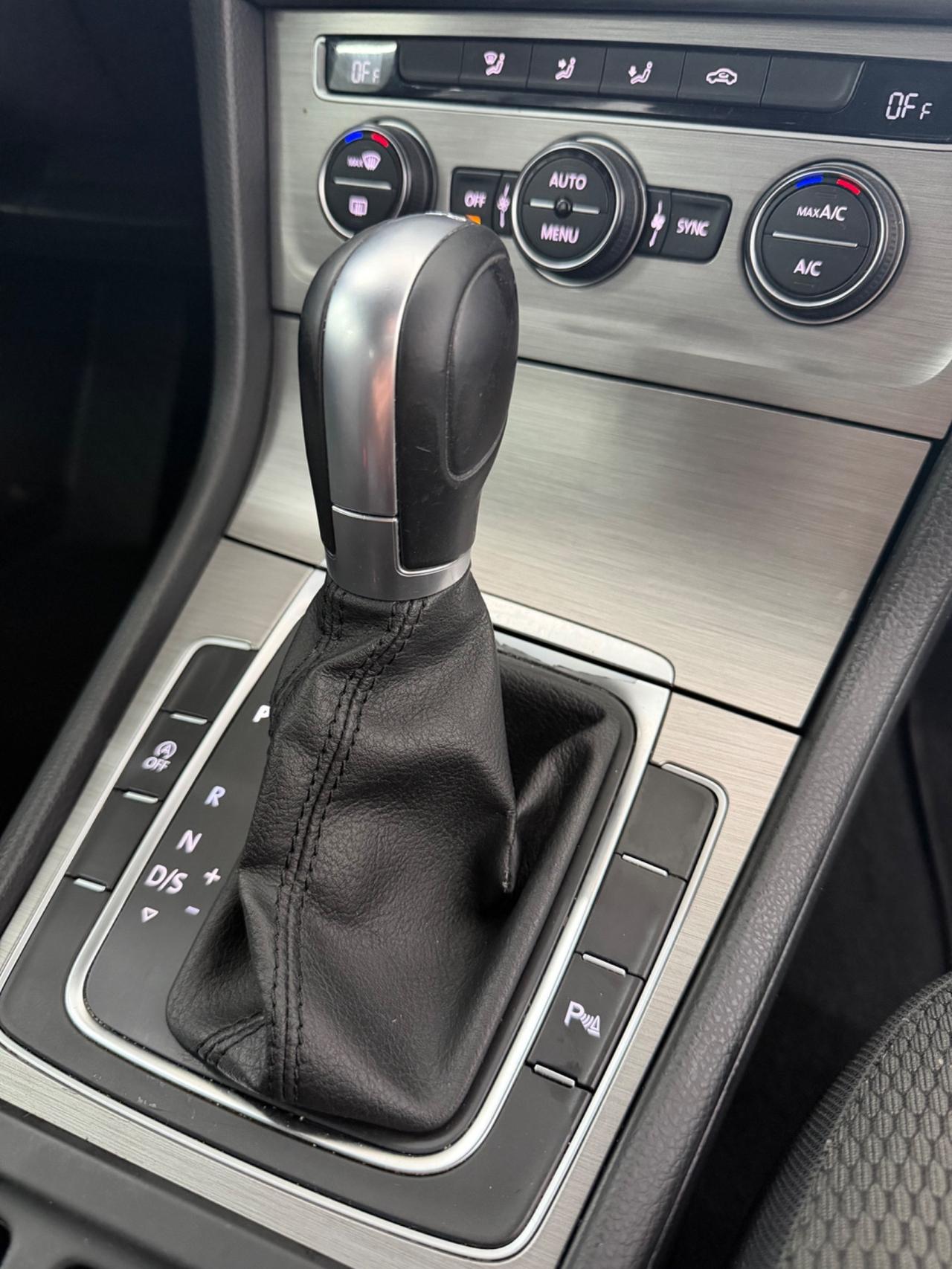 VW GOLF 7 1.6 TDI 115CV DSG 5p. FINANZIABILE