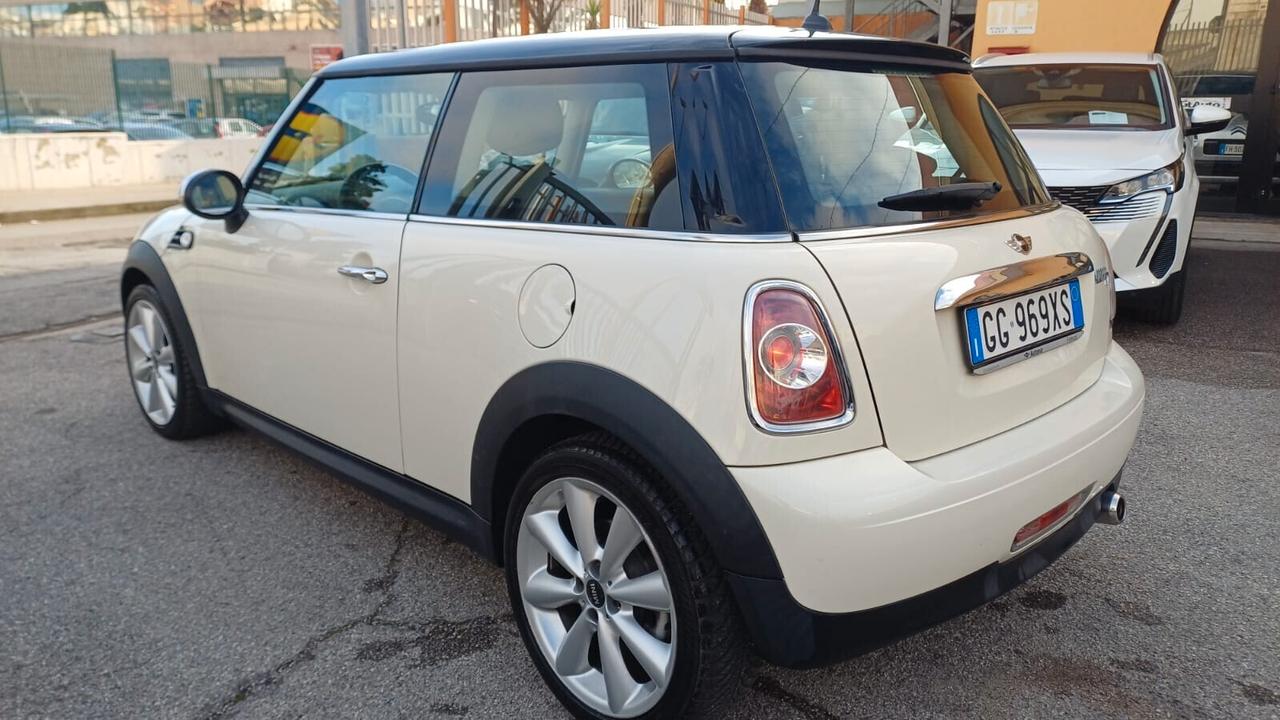 Mini 1.6 16V Cooper D