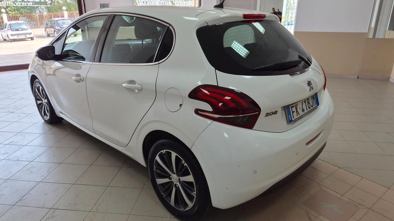 Peugeot 208 BlueHDi 75 5 porte Allure