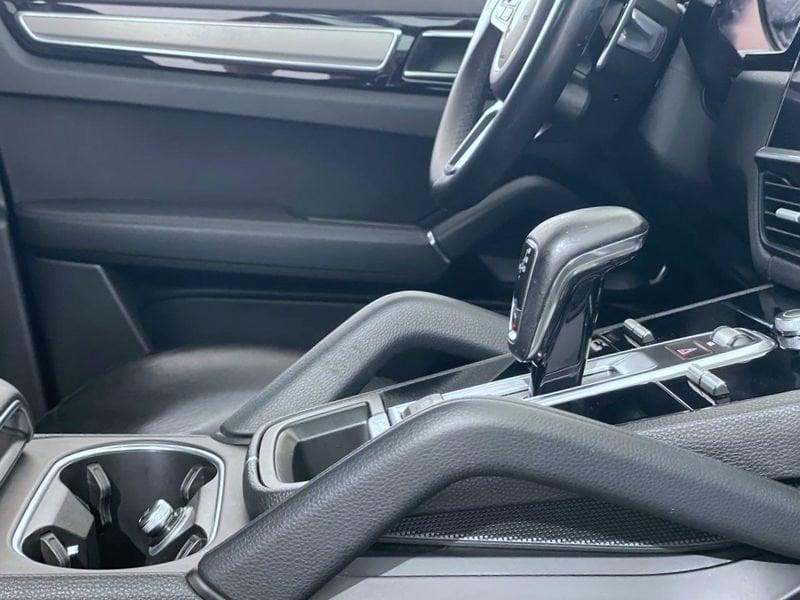 Porsche Cayenne Coupè 3.0 V6 E-Hybrid Platinum Edition