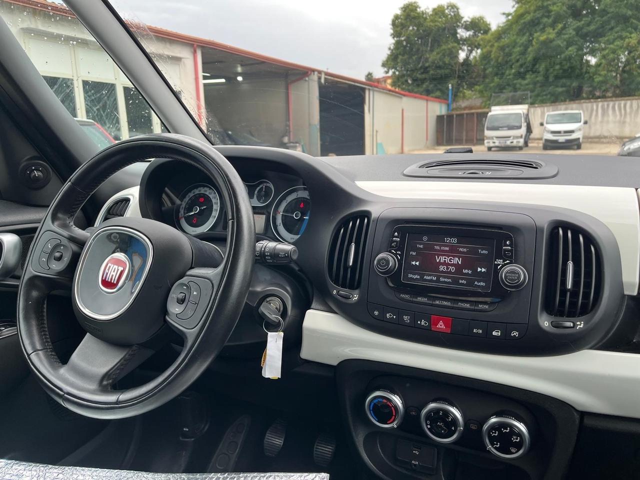 Fiat 500 L-1.3 mjt/full opt-2015