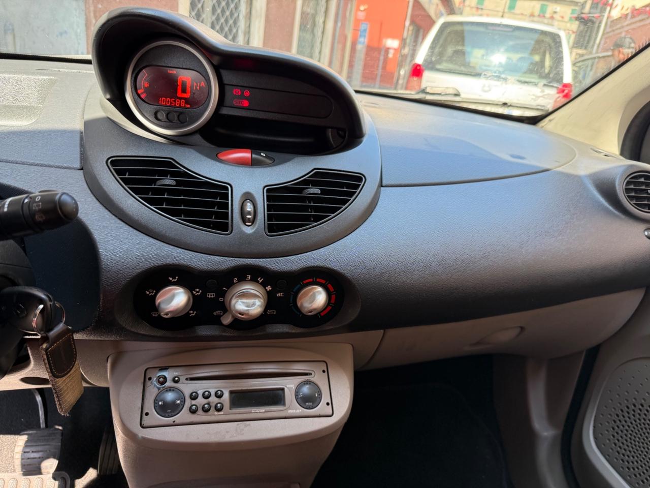 Renault Twingo 1.2 16V Dynamique