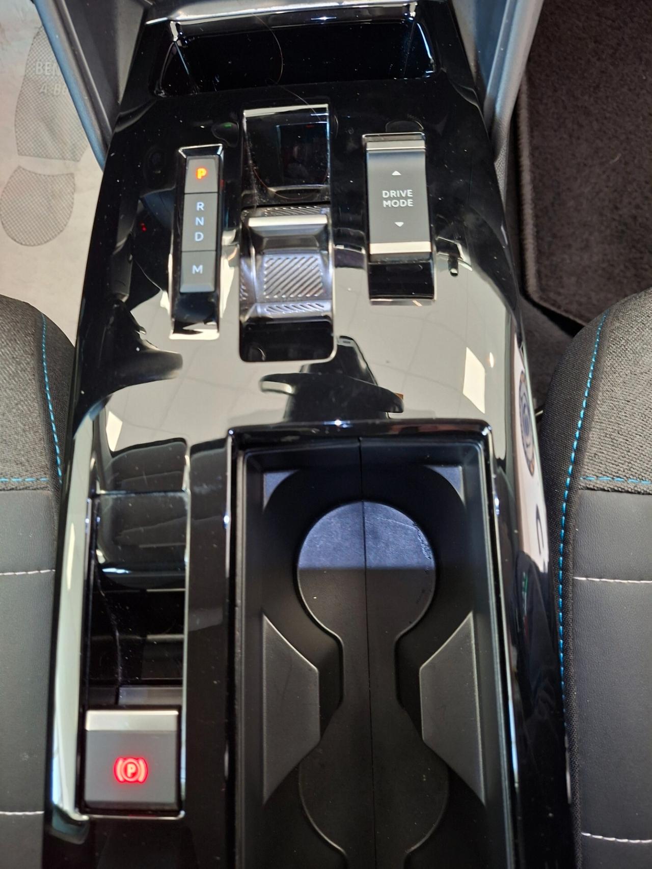 Citroen C4 PureTech 130 S&S EAT8 Shine