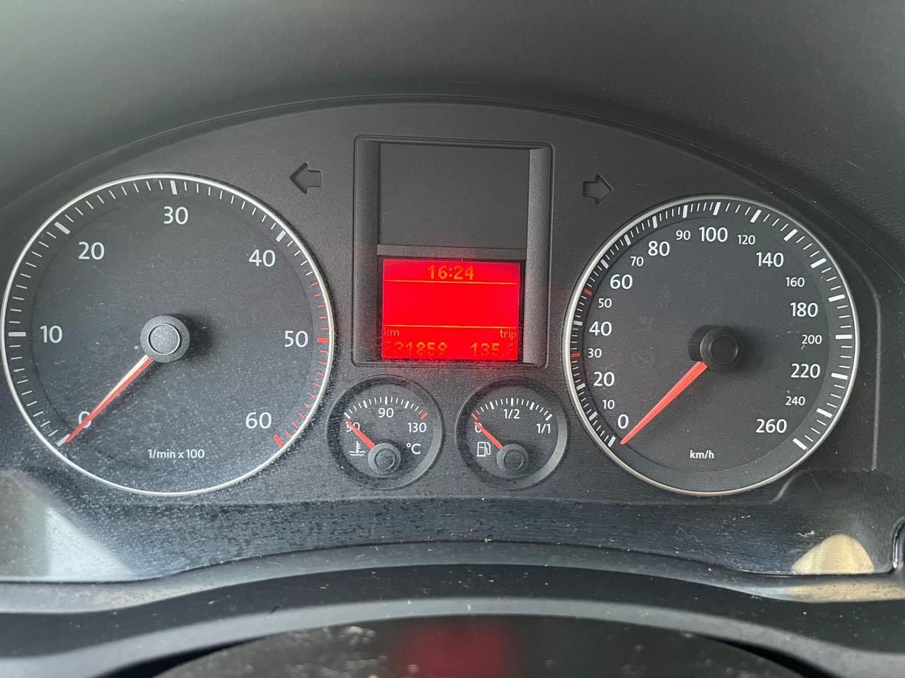 Volkswagen Golf 1.9 TDI 5p. Sportline