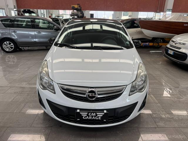 OPEL Corsa 1.2 3 porte b-color
