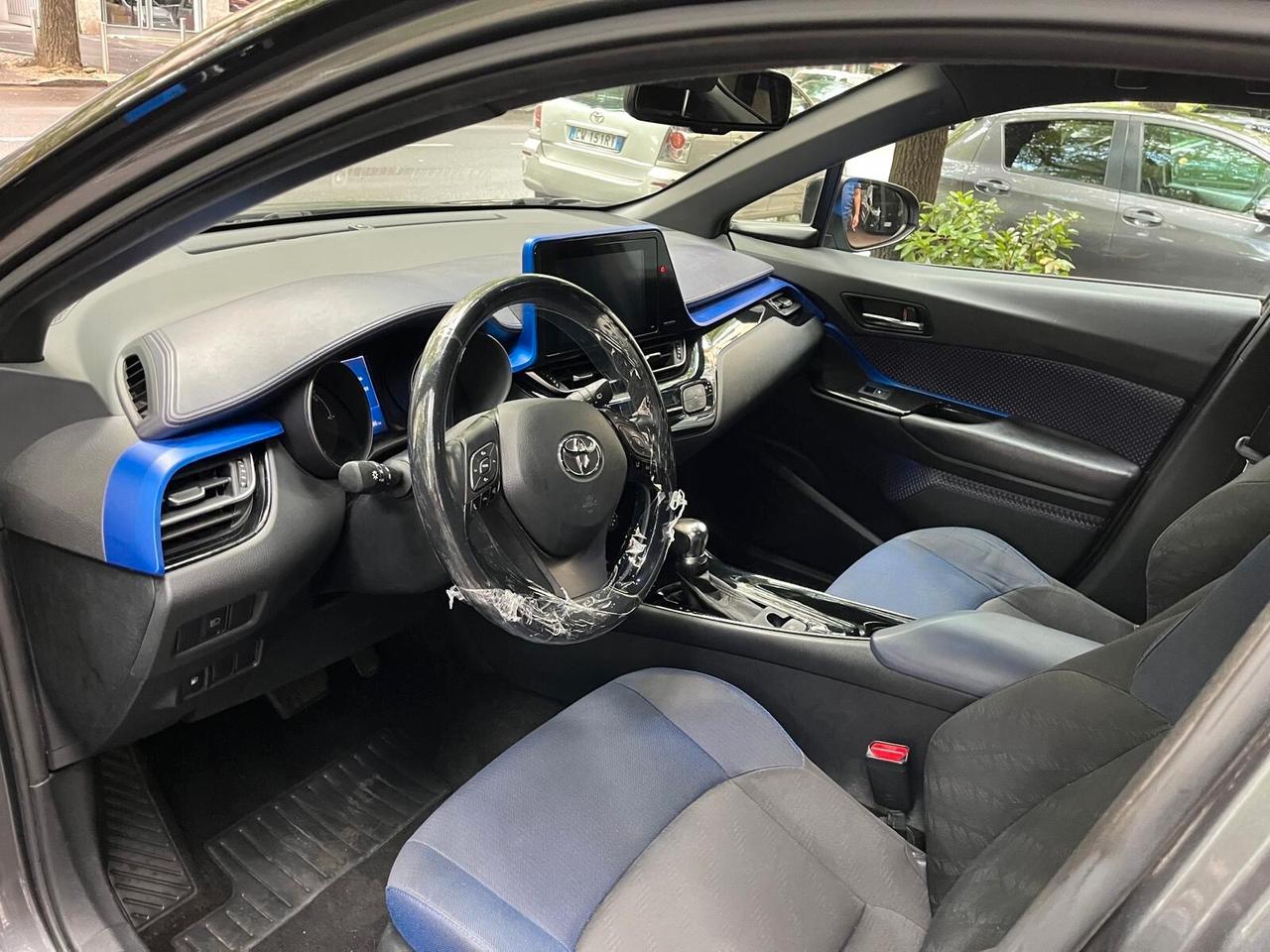 Toyota C-HR 1.8 Hybrid E-CVT Active