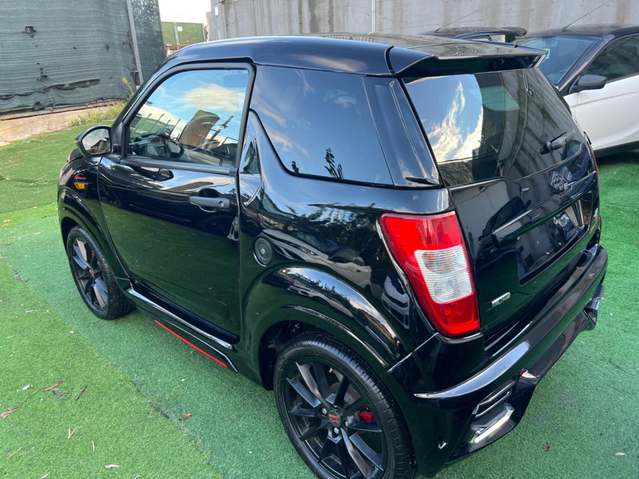 Ligier js 50 sport ultimate black ice tech 2023 14000 km