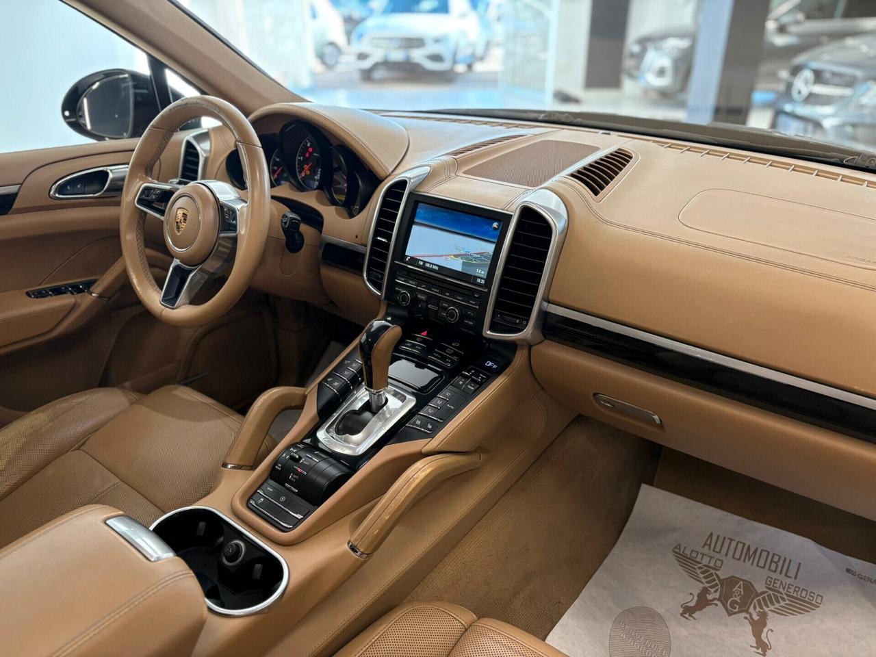 Porsche Cayenne 3.0 Diesel (TETTO,BOSE)