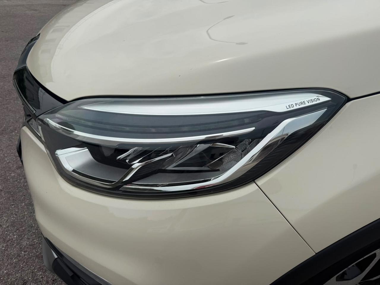 Renault Captur dCi 8V 90 CV EDC Start&Stop Energy Initiale Paris