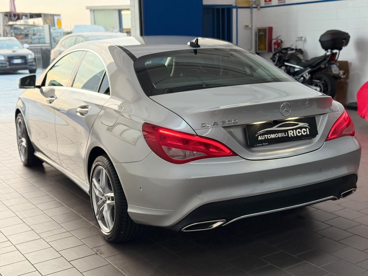 Mercedes-benz CLA 200 Executive 155CV