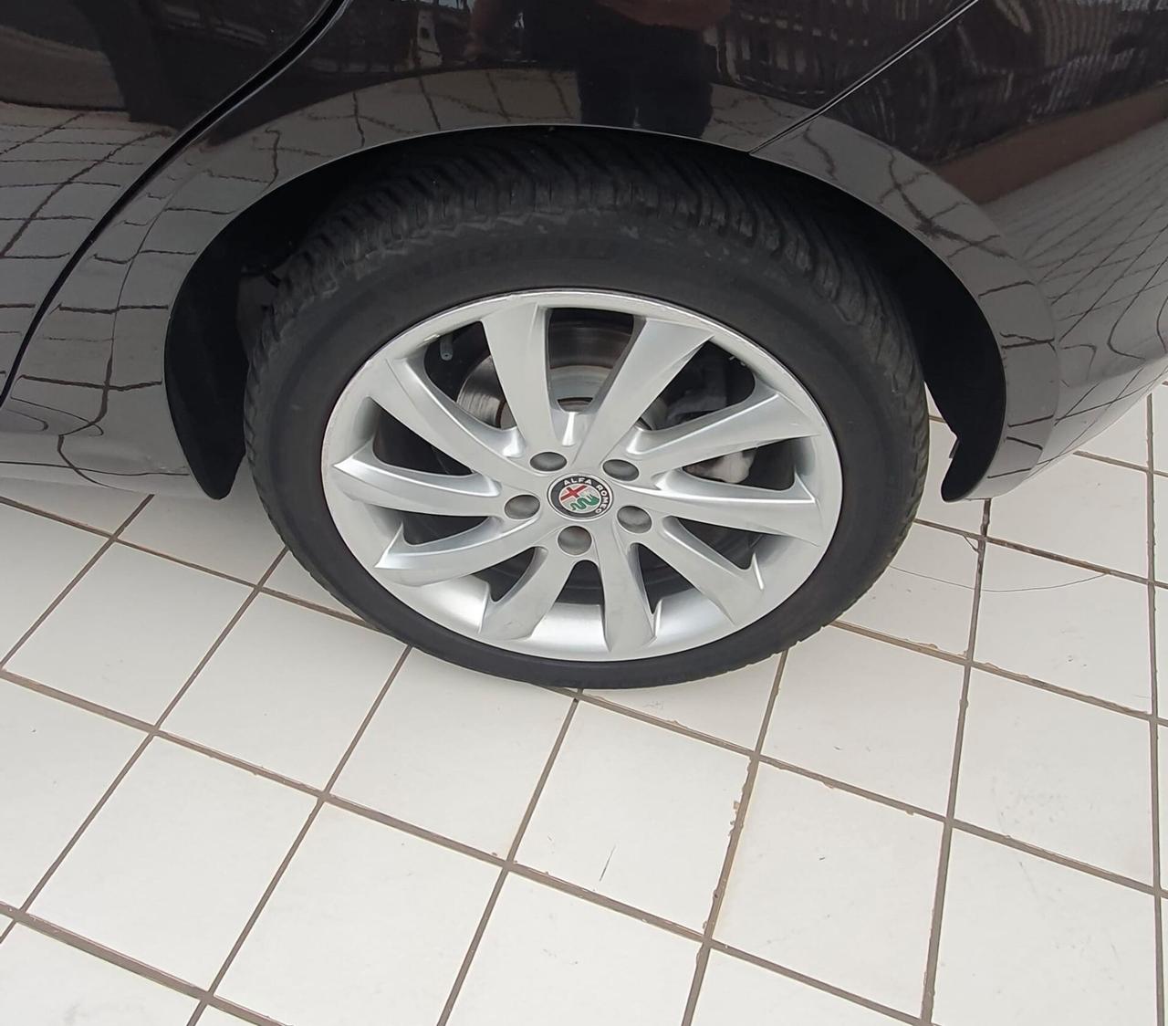 Alfa Romeo Giulietta 1.6 JTDm 120 CV Super Launch Edition