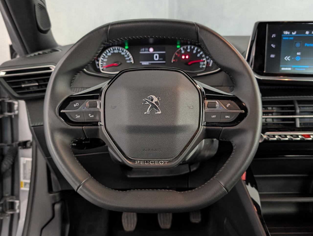 Peugeot 2008 1.2 puretech 100cv Active Pack