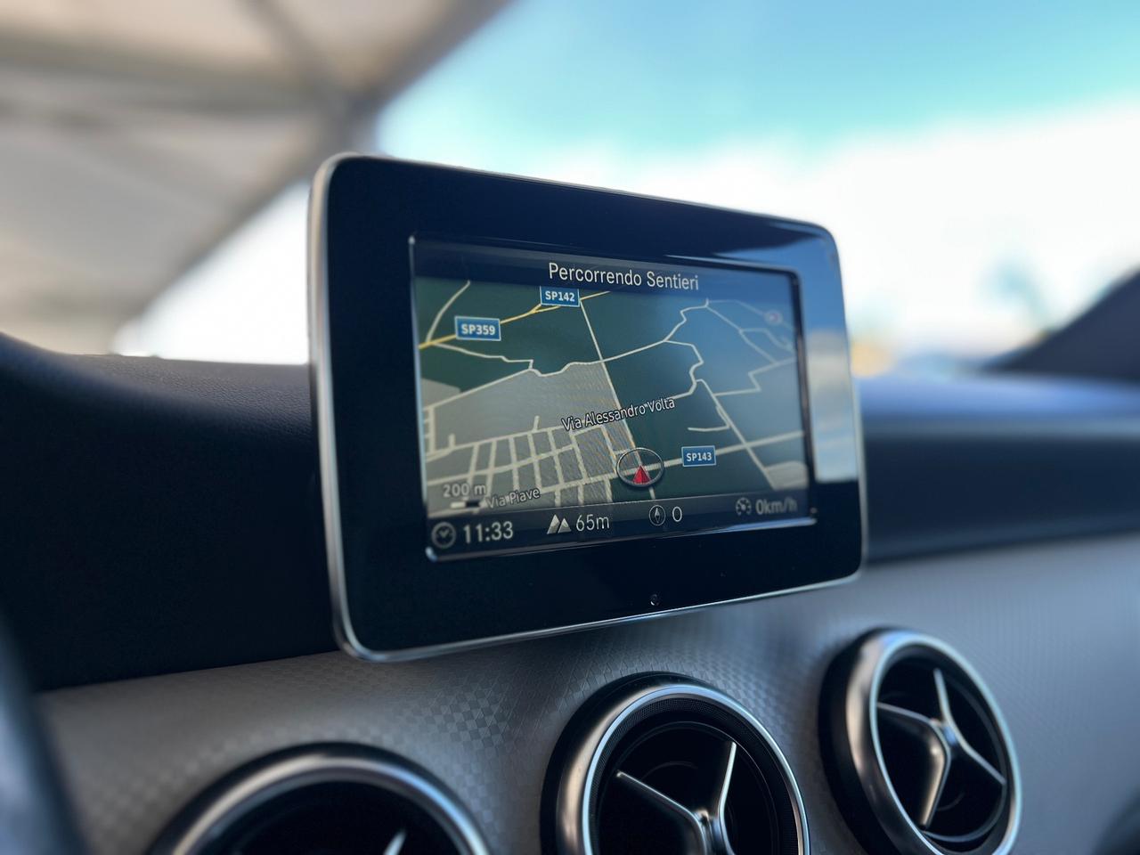 Mercedes-benz A 180 d Automatic Sport CRYSTAL GREY