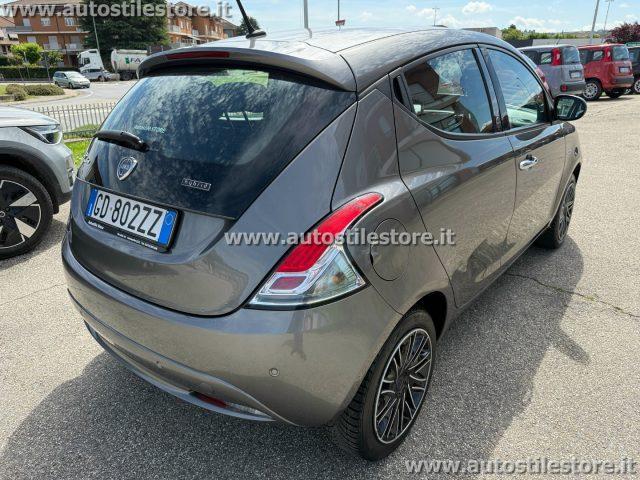 LANCIA Ypsilon 1.0 FireFly 5 porte S&S Hybrid Ecochic Gold