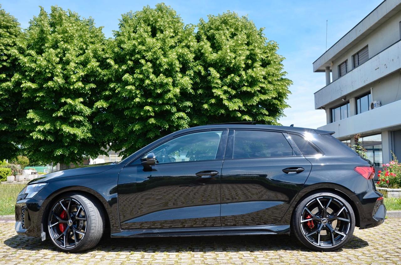 AUDI RS3 SPORTBACK 2.5 TFSI QUATTRO 400cv S-TRONIC, BOLLO E SUPER 2/27, UNICOPROPRIETARIO, TETTO, DYNAMIC PACK, MILLTEK, MATRIX, PERMUTE