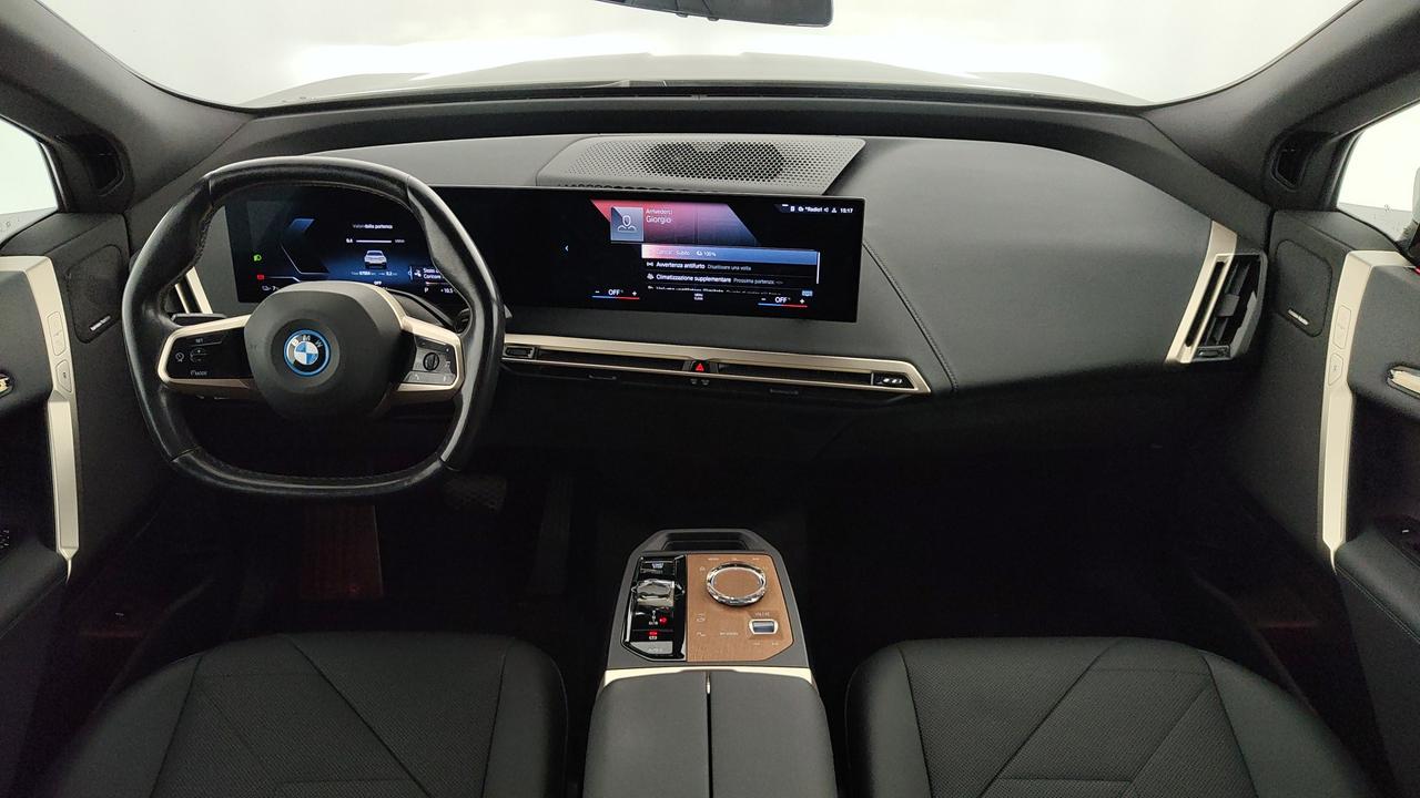 BMW iX i20 2021 - iX xdrive40