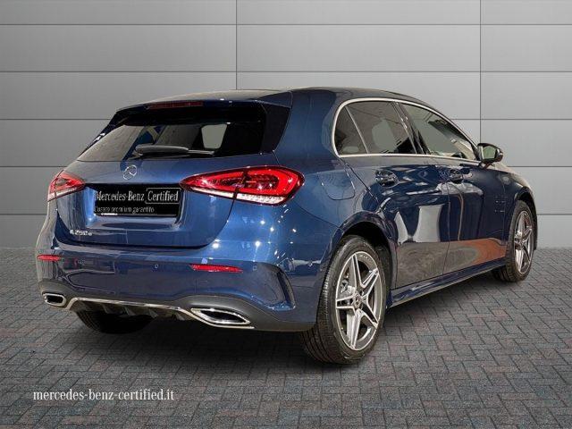 MERCEDES-BENZ A 250 e hybrid EQ Premium