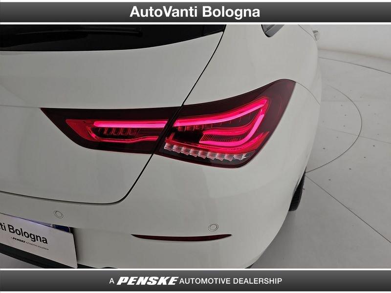 Mercedes-Benz CLA CLA Shooting Brake 180 d Night edition auto