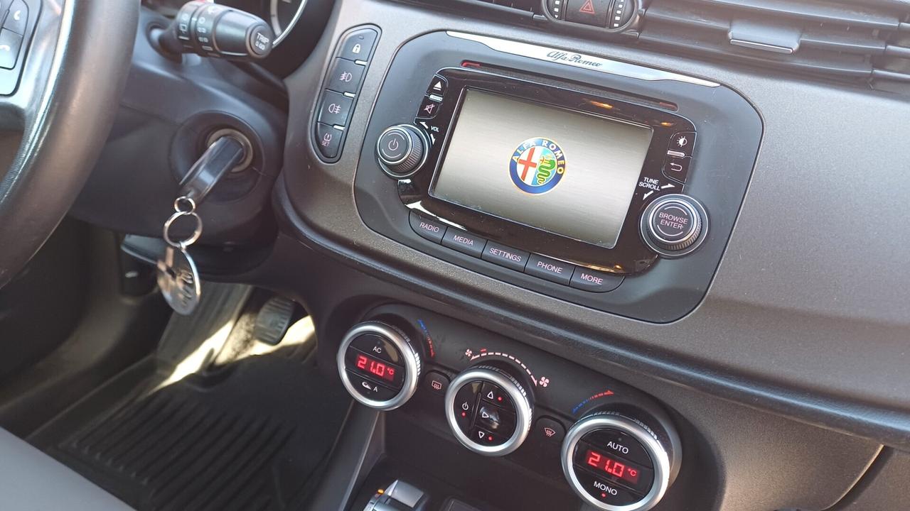 Alfa Romeo Giulietta 1.6 JTDm-2 105 CV Distinctive