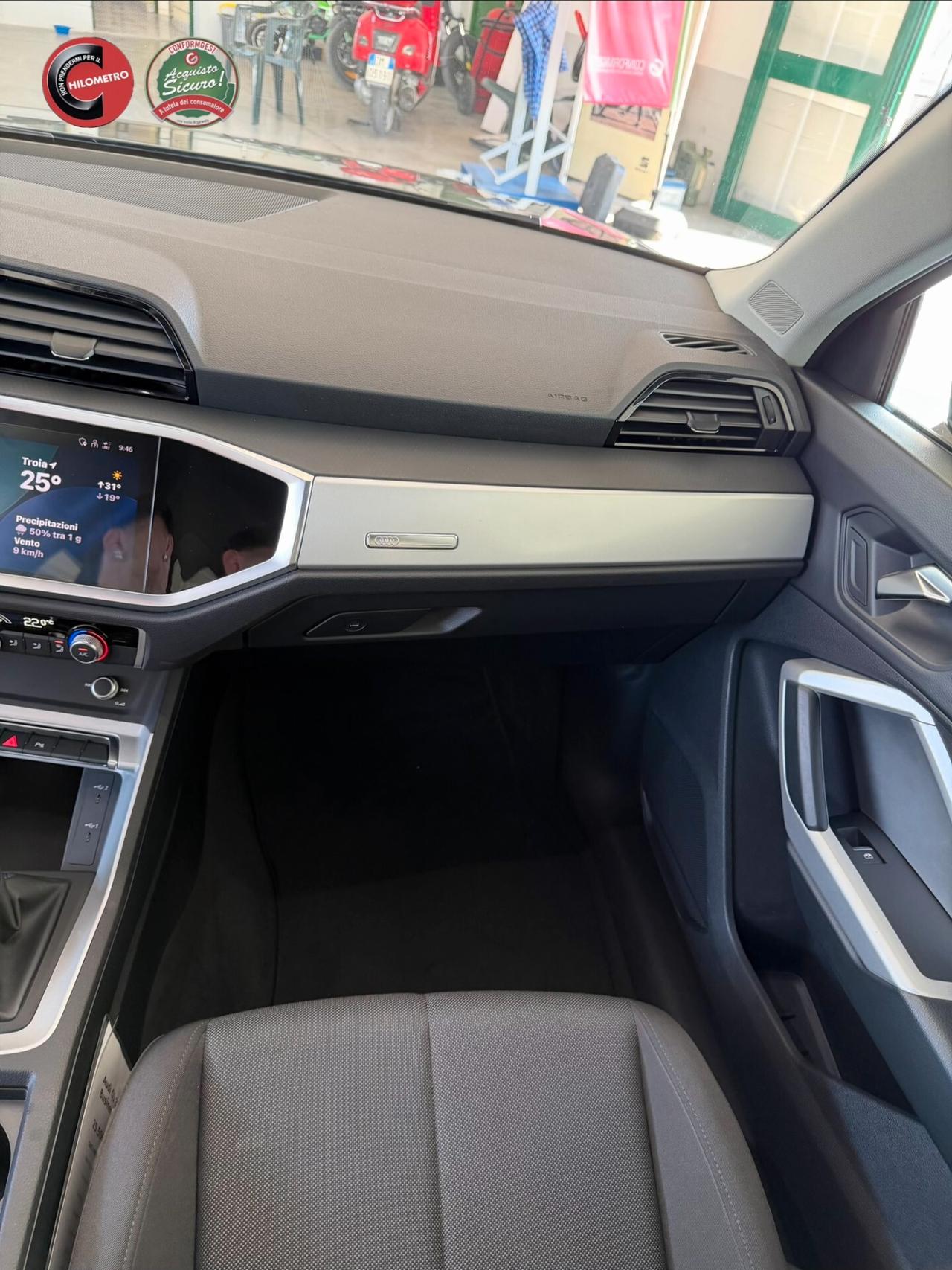 Audi Q3 35 TDI S tronic Business