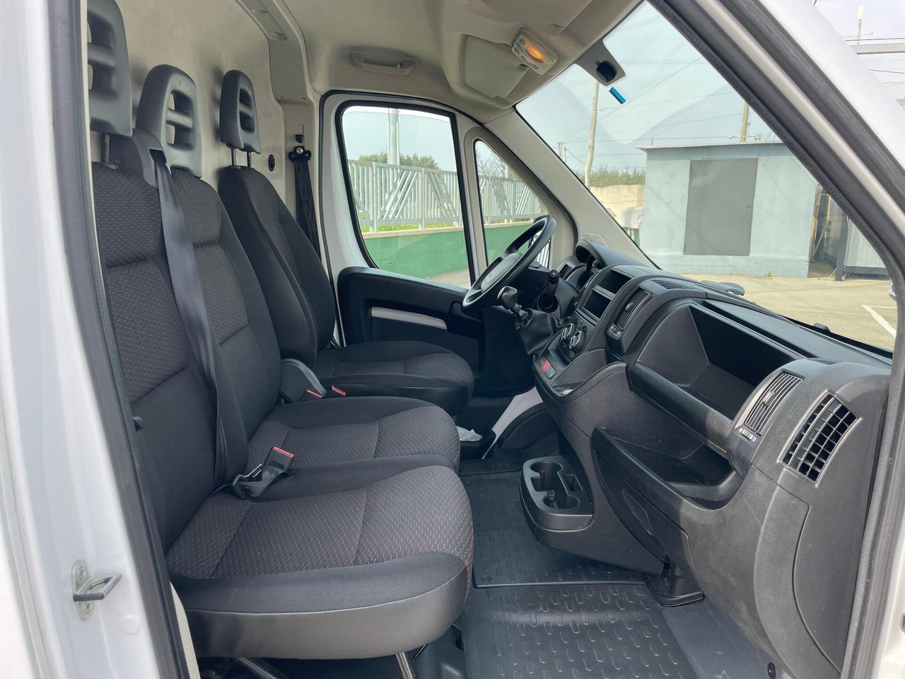 Peugeot Boxer L2H2 2.2 Bluehdi 140cv