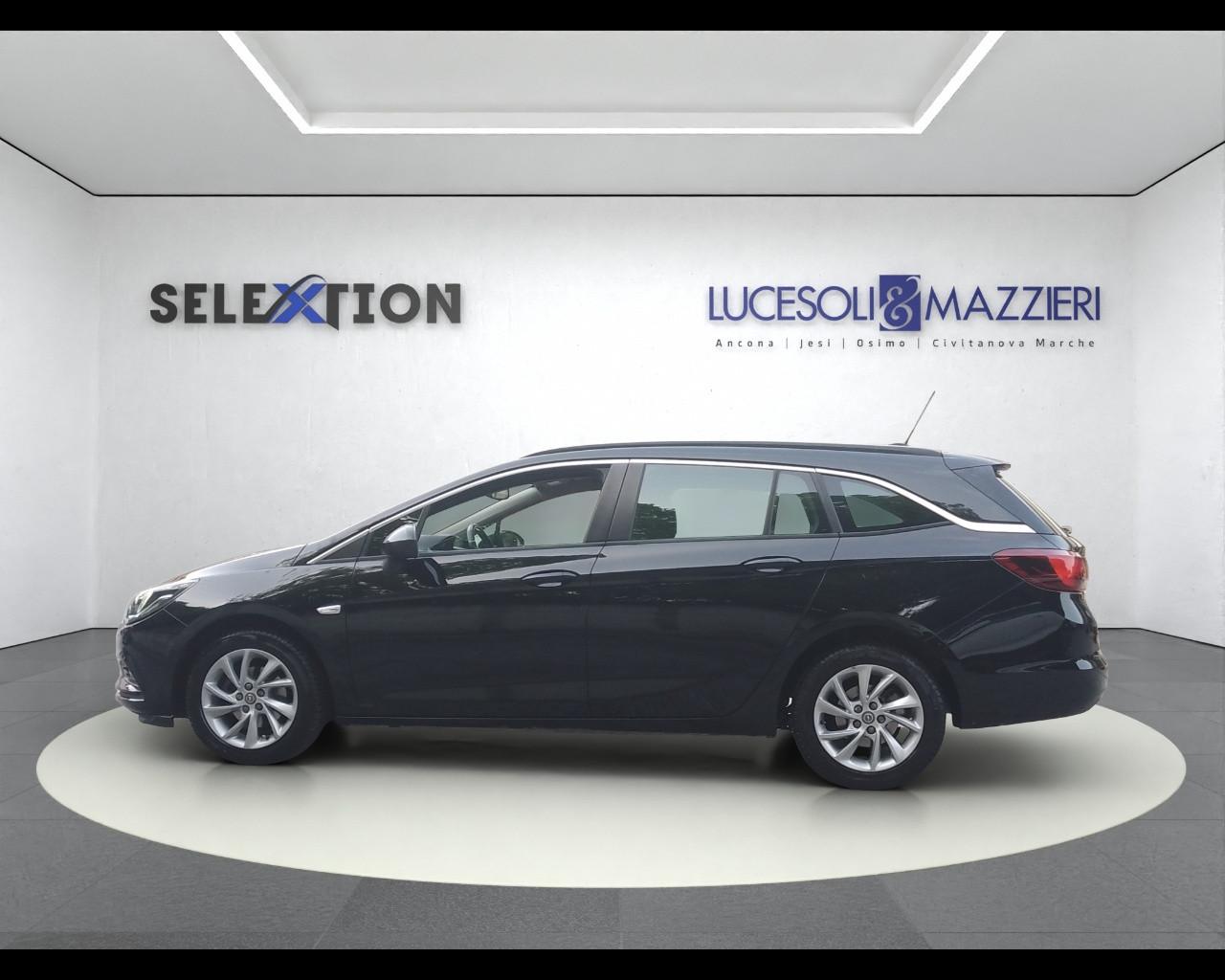 OPEL Astra 1.6 CDTi 110CV S. Tourer Innovetion