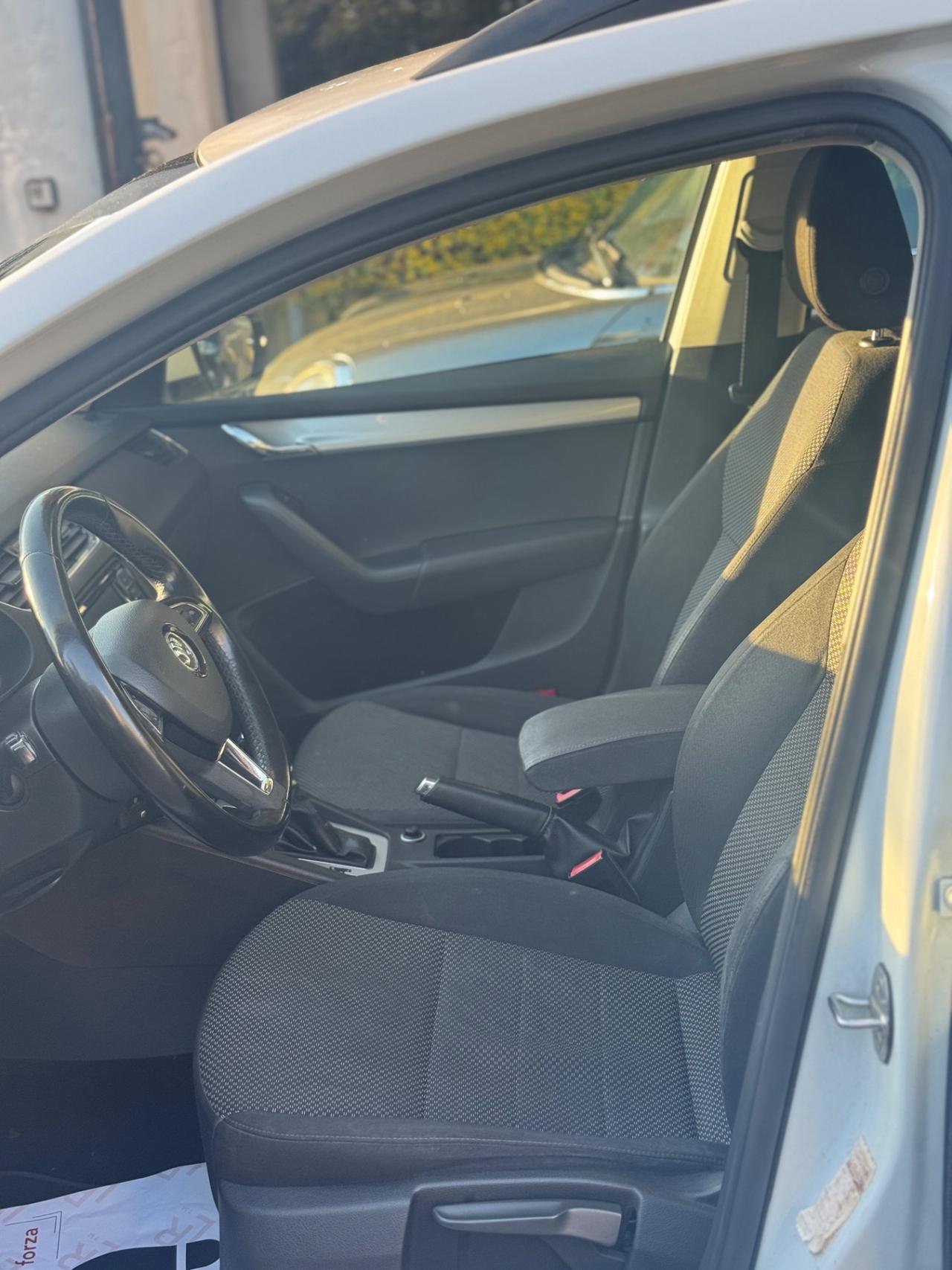 Skoda Octavia 1.6 TDI CR 115 CV DSG Executive