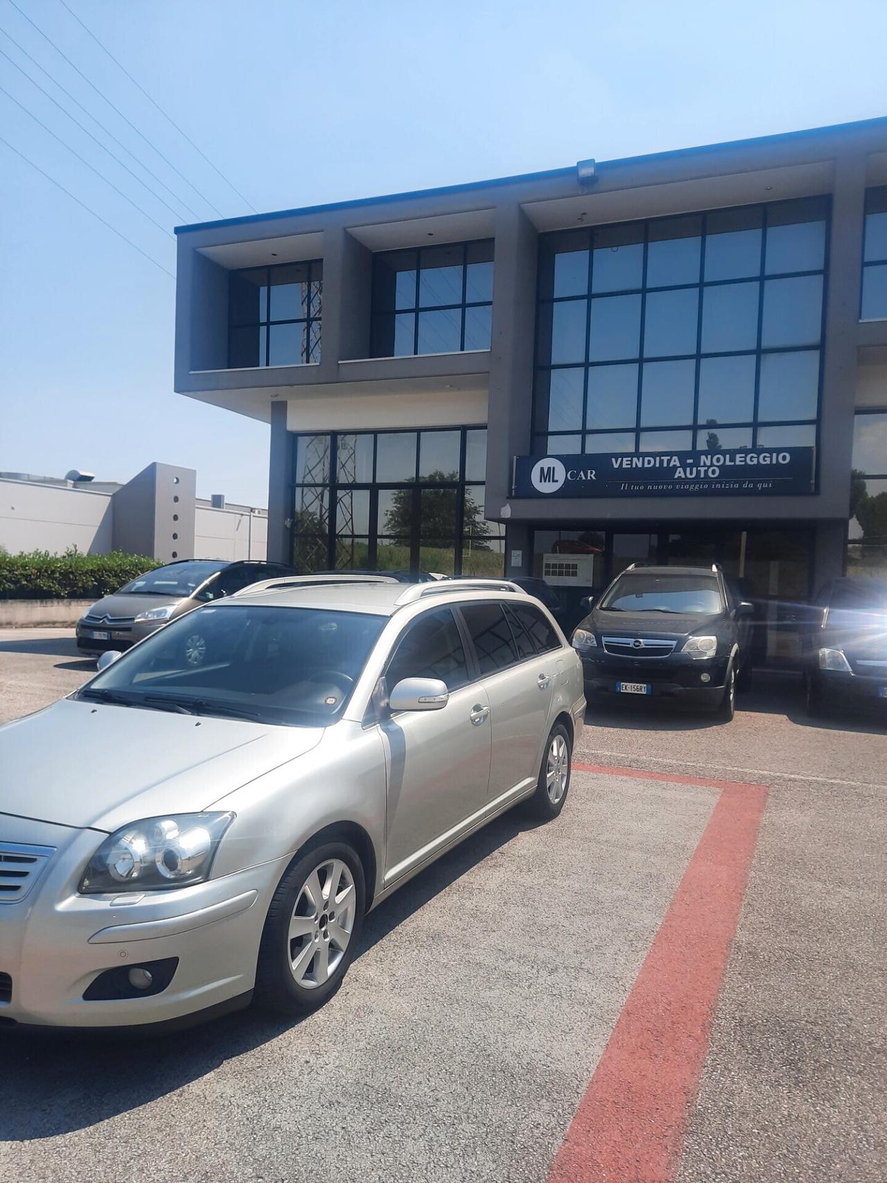 Toyota Avensis 2.2 D-4D 16V Station Wagon